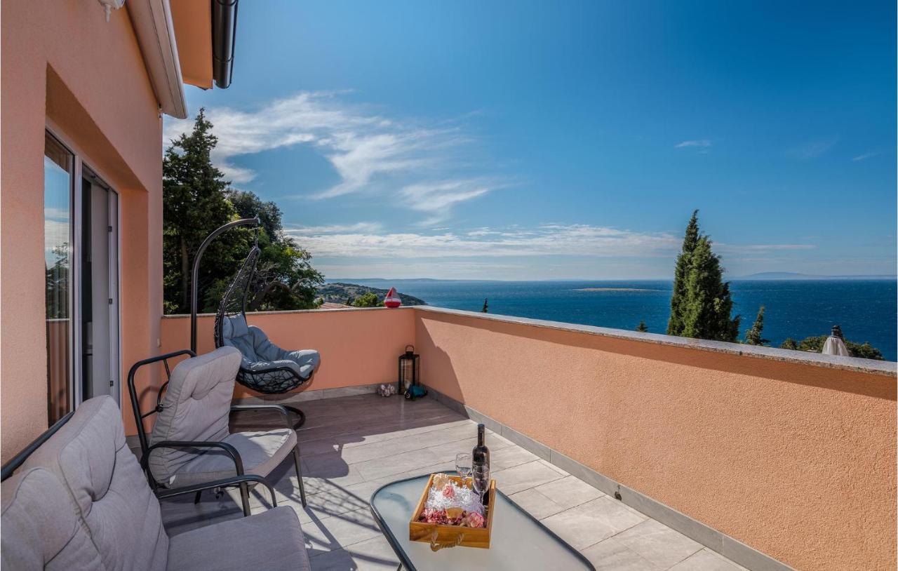 Nice Apartment In Stara Baska With Kitchen 外观 照片