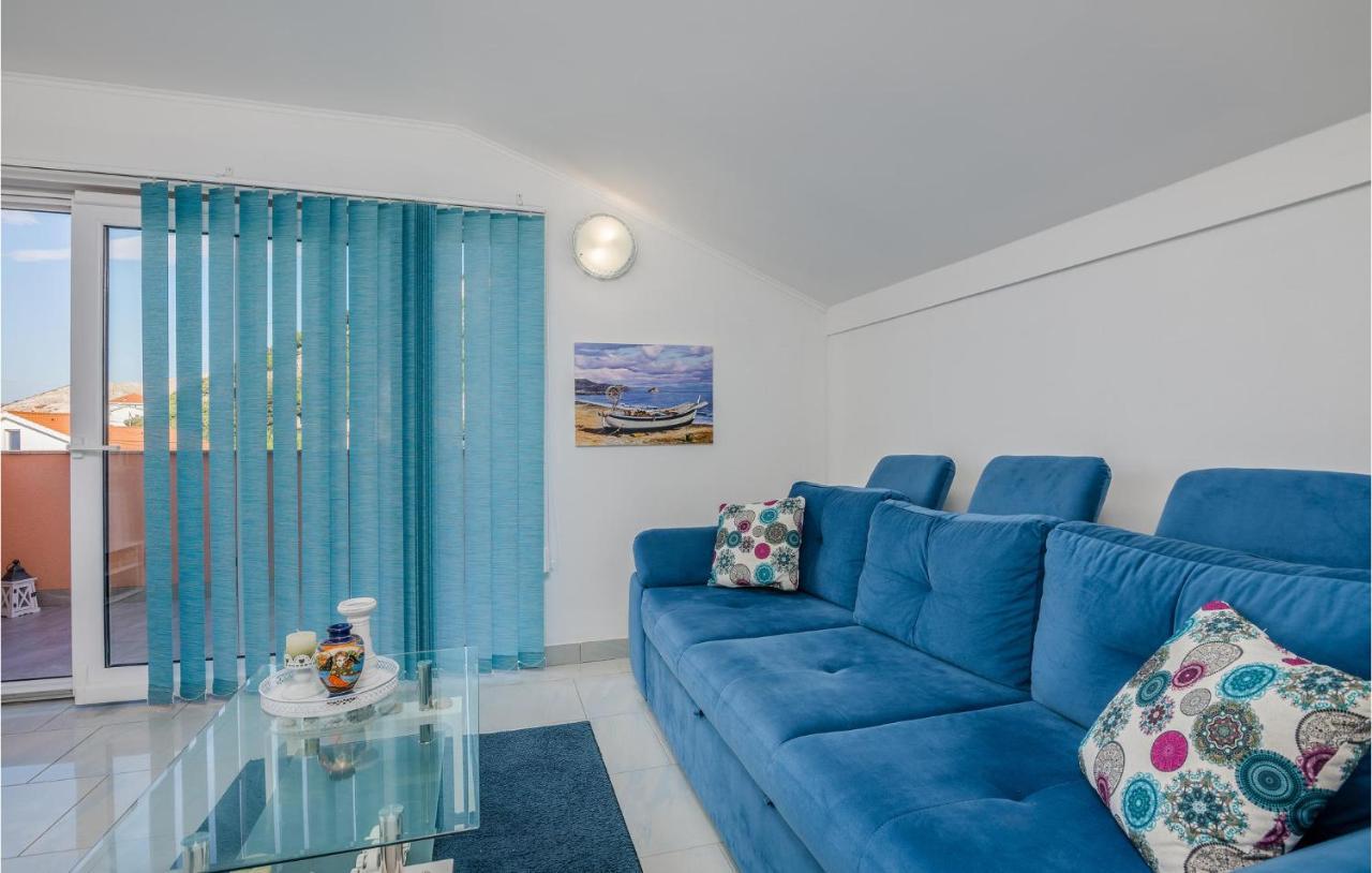 Nice Apartment In Stara Baska With Kitchen 外观 照片