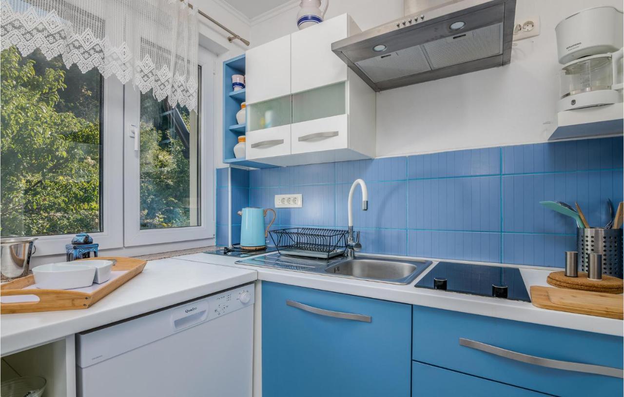 Nice Apartment In Stara Baska With Kitchen 外观 照片