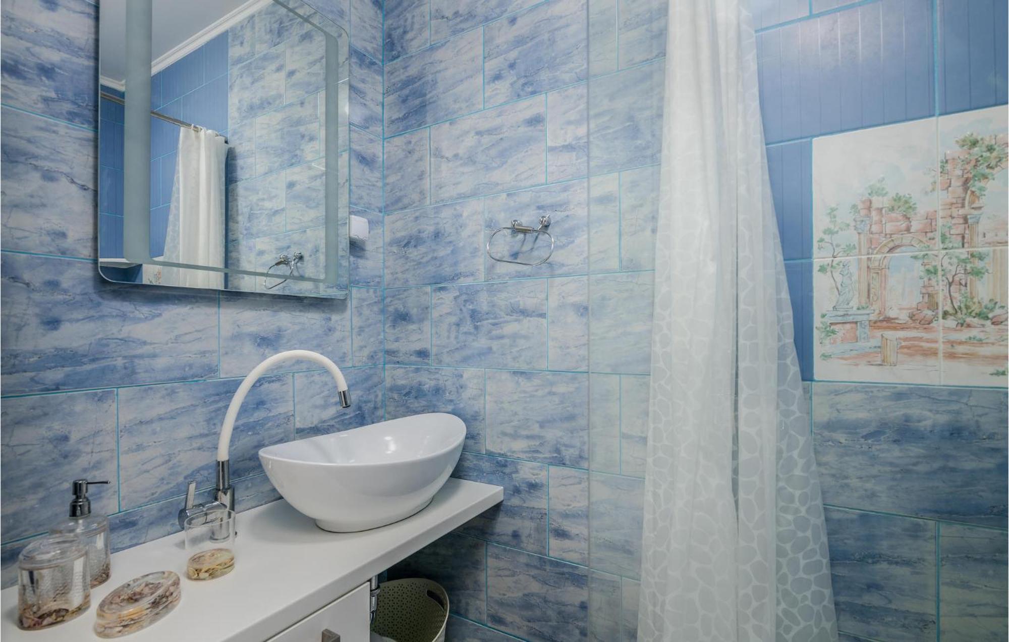 Nice Apartment In Stara Baska With Kitchen 外观 照片